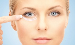 prosedur untuk meremajakan kulit di sekitar mata